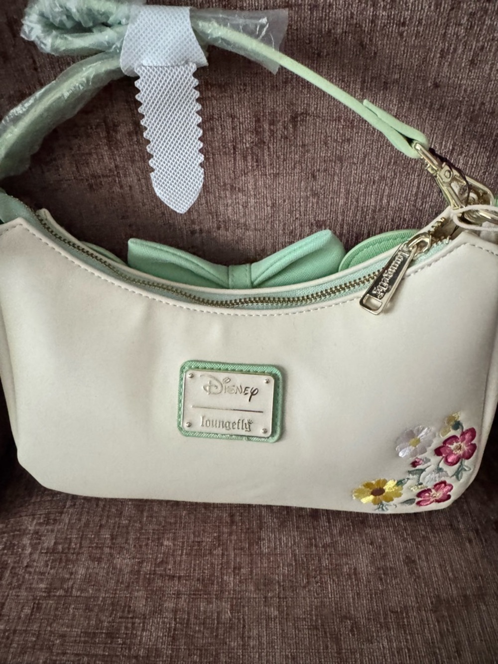 Loungefly, hard tag, Cream & Mint Floral Bow Shoulder Bag - Picture 3 of 4